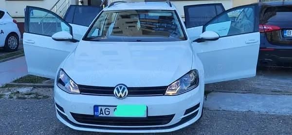 Alb Utilizat 2014 VW Golf VII Comfortline Berlinǎ | 6.200 EUR (Super Preț) - Imagine 1/4