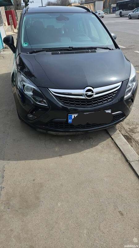 Negru Utilizat 2016 Opel Zafira Tourer Monovolum | 8.000 EUR (Puțin scump) - Imagine 1/4