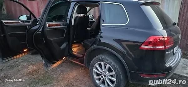 Negru Utilizat 2011 VW Touareg SUV | 13.000 EUR (Super Preț) - Imagine 1/4