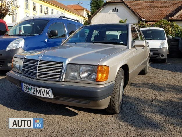 Second-hand Mercedes 190 100 CP (73 kW) 1991 Gri Berlinǎ