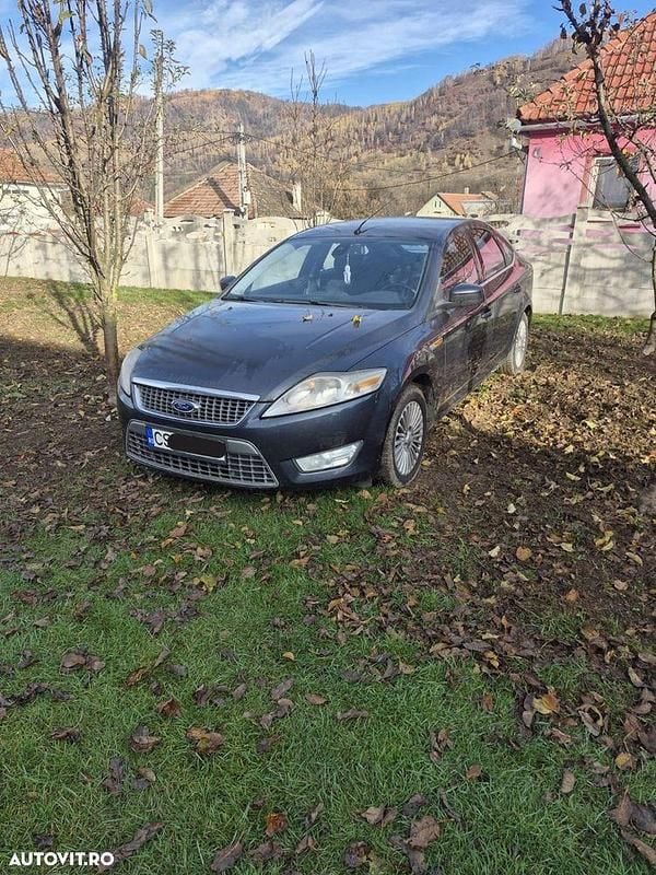 Second-hand Ford Mondeo S 140 CP (102 kW) 2010 Culoaregri Berlinǎ