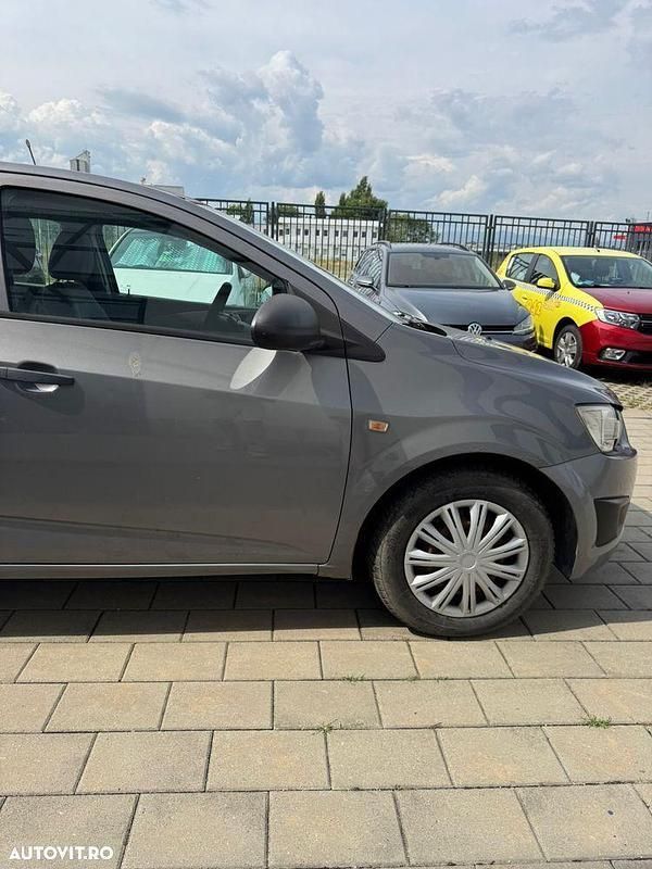 Second-hand Chevrolet Aveo LS 86 CP (63 kW) 2011 Gri Berlinǎ