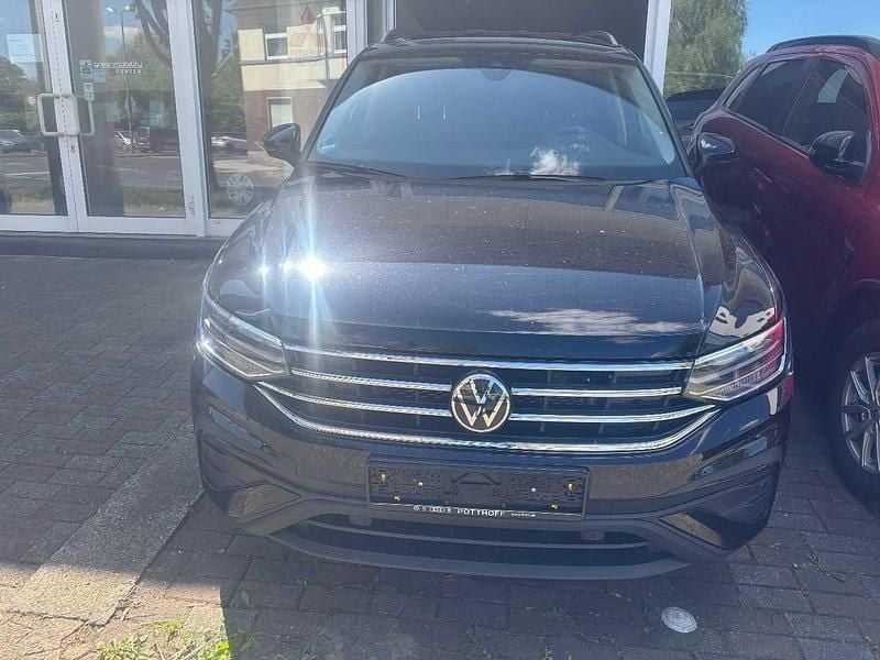 Utilizat 2023 VW Tiguan SUV | 35.623 EUR - Imagine 1/1