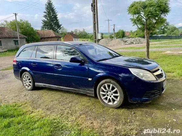 Utilizat 2005 Opel Vectra Break | 950 EUR (Super Preț) - Imagine 1/4
