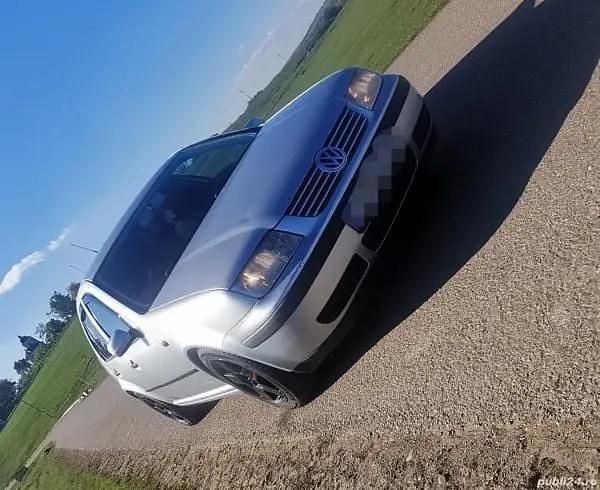 Utilizat 2001 VW Bora Berlinǎ | 1.400 EUR (Preț OK) - Imagine 1/4