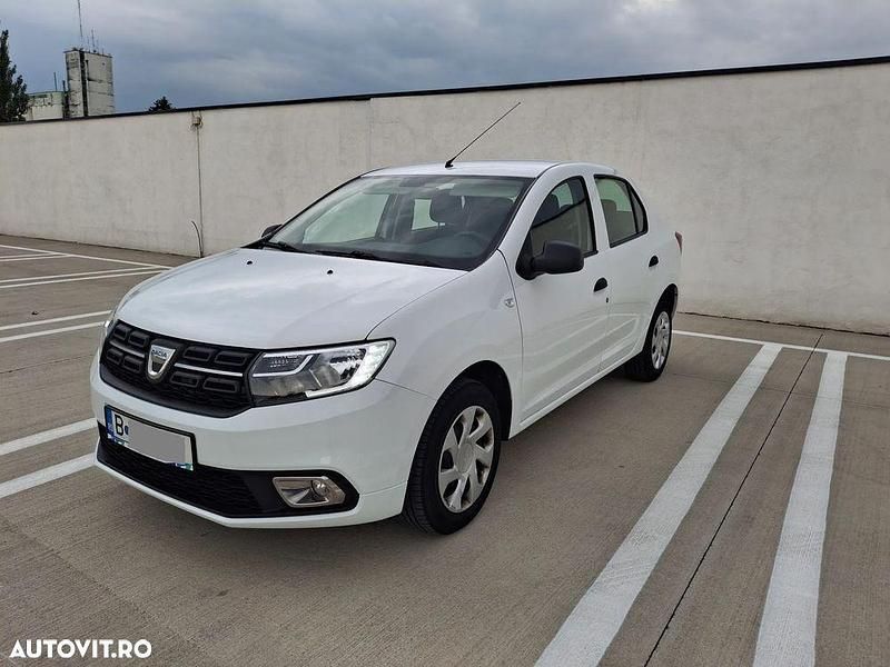 Alb Utilizat 2020 Dacia Logan Berlinǎ | 6.800 EUR (Preț bun) - Imagine 1/4