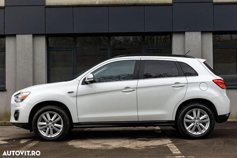 Second-hand Mitsubishi ASX Instyle 150 CP (110 kW) 2014 Culoarealb SUV