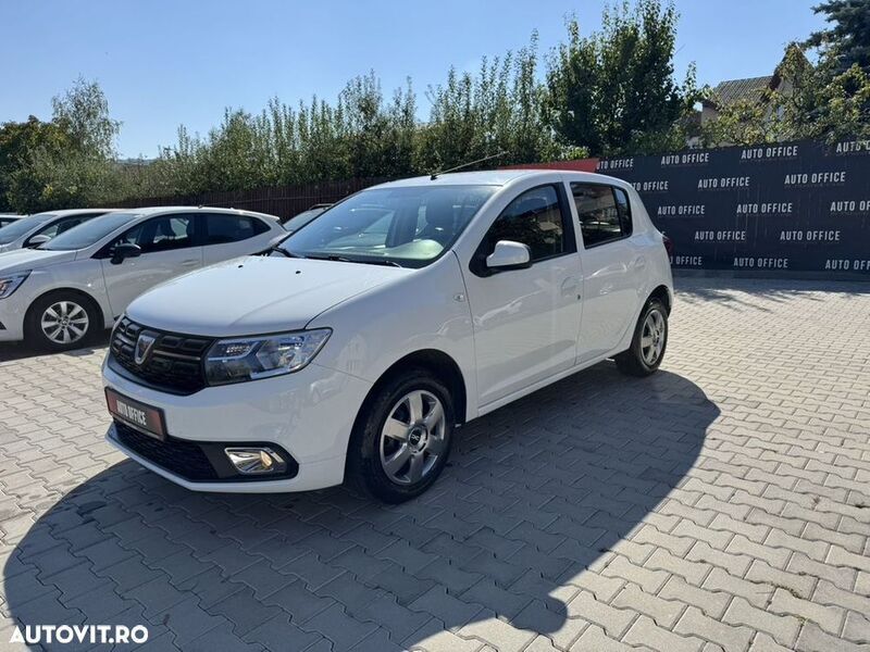 Alb Utilizat 2020 Dacia Sandero Lauréate Hatchback | 9.650 EUR (Preț OK) - Imagine 1/4