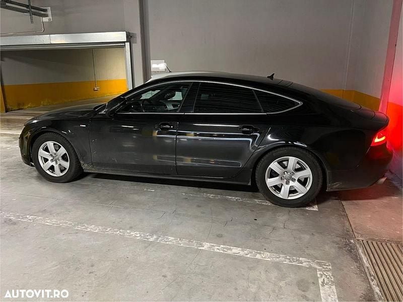 Culoarenegru Utilizat 2012 Audi A7 S-Line Coupe | 11.300 EUR (Super Preț) - Imagine 1/4