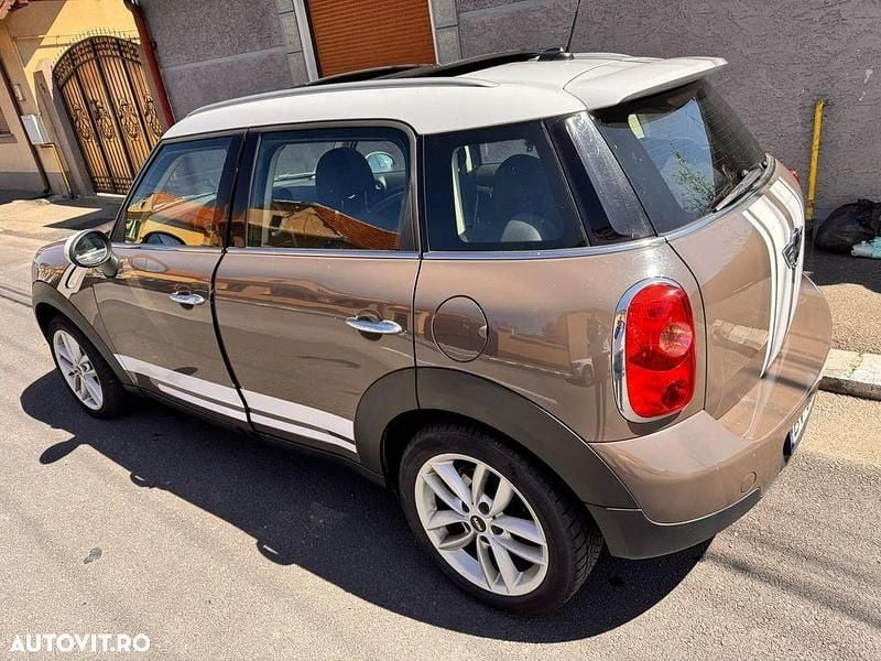 Second-hand Mini Cooper Coupé 122 CP (89 kW) 2013 Culoaremaro Coupe