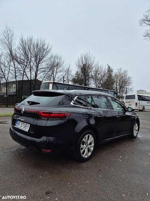 Second-hand Renault Mégane GrandTour Techno 115 CP (84 kW) 2021 Culoarenegru Break