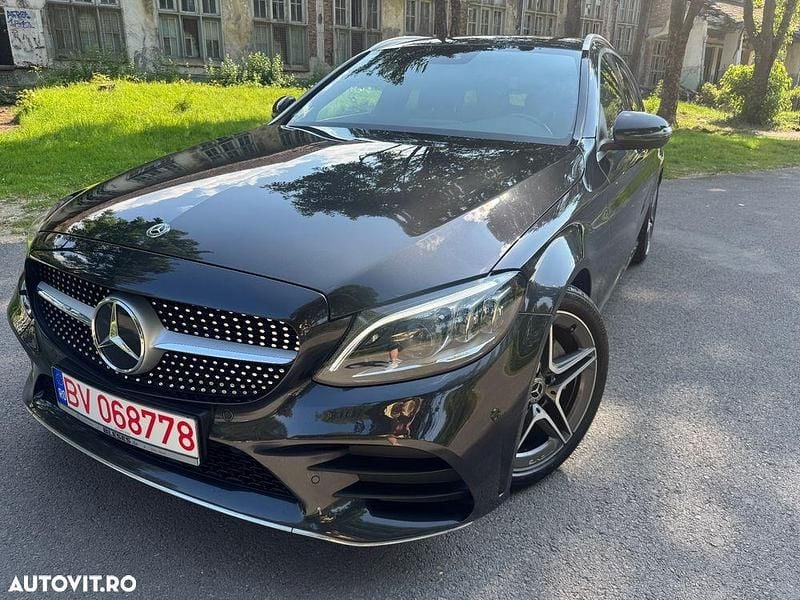 Culoaregri Utilizat 2020 Mercedes C220 AMG line Break | 19.999 EUR (Super Preț) - Imagine 1/4