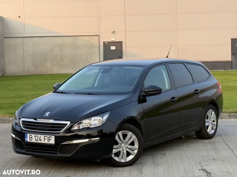 Negru Utilizat 2016 Peugeot 308 Break | 6.980 EUR (Preț OK) - Imagine 1/4