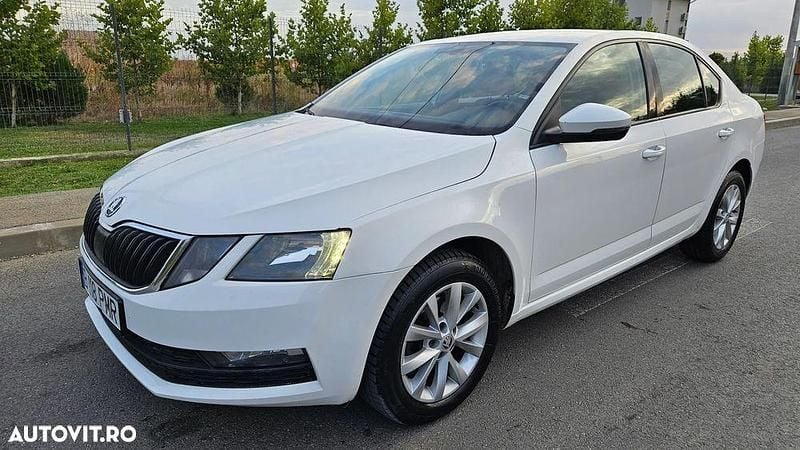 Culoarealb Utilizat 2019 Skoda Octavia Ambition Berlinǎ | 9.000 EUR (Preț bun) - Imagine 1/4