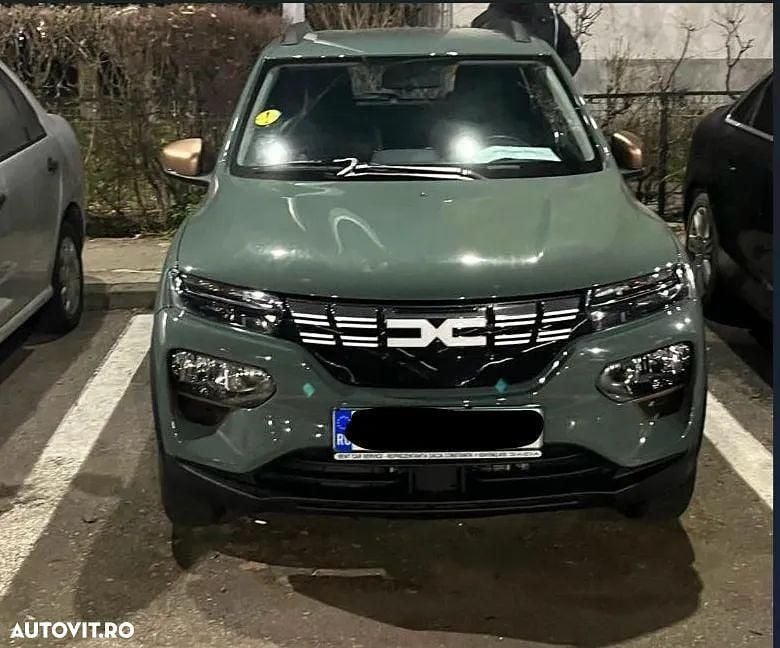 Culoareverde Utilizat 2023 Dacia Spring Extreme Hatchback | 12.000 EUR (Preț OK) - Imagine 1/3