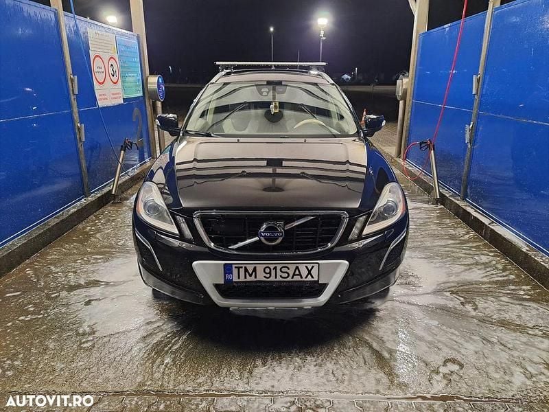 Culoarenegru Utilizat 2012 Volvo XC60 Kinetic SUV | 8.700 EUR (Preț bun) - Imagine 1/4