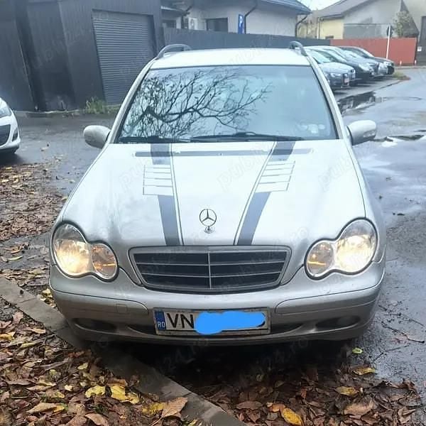 Second-hand Mercedes C220 Elegance 145 CP (106 kW) 2002 Gri Break