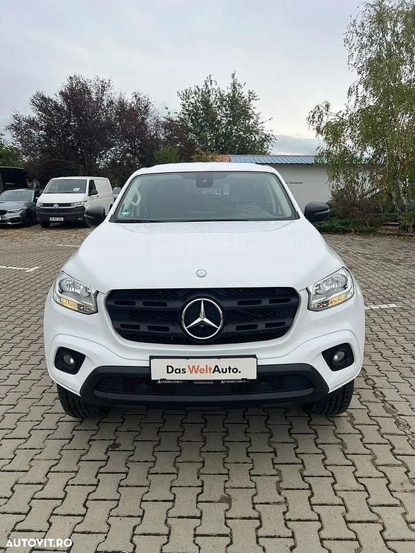 Culoarealb Utilizat 2018 Mercedes X220 Pickup | 22.600 EUR - Imagine 1/4