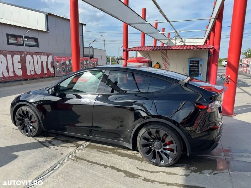 Negru Utilizat 2023 Tesla Model Y Performance SUV | 43.300 EUR - Imagine 1/4