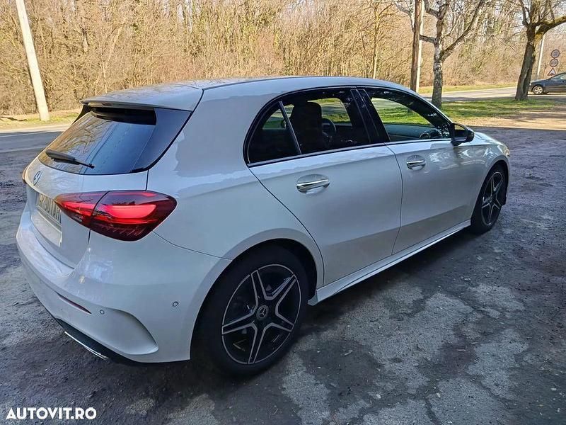 Second-hand Mercedes A180 116 CP (85 kW) 2023 Culoarealb Hatchback