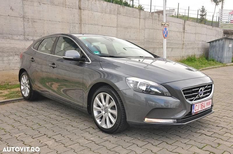 Second-hand Volvo V40 180 CP (132 kW) 2014 Culoaregri Break