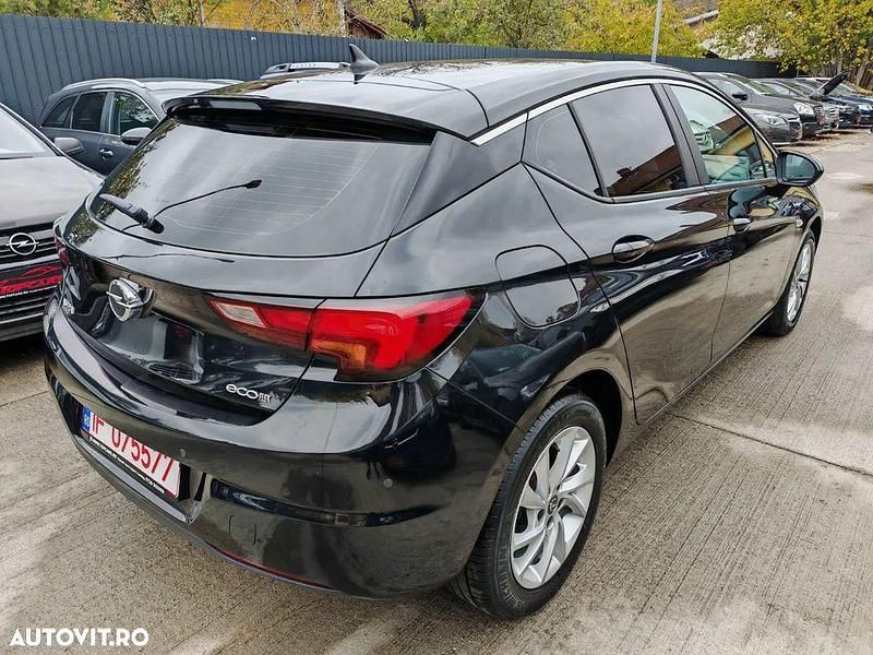 Second-hand Opel Astra Innovation 105 CP (77 kW) 2016 Culoarenegru Hatchback