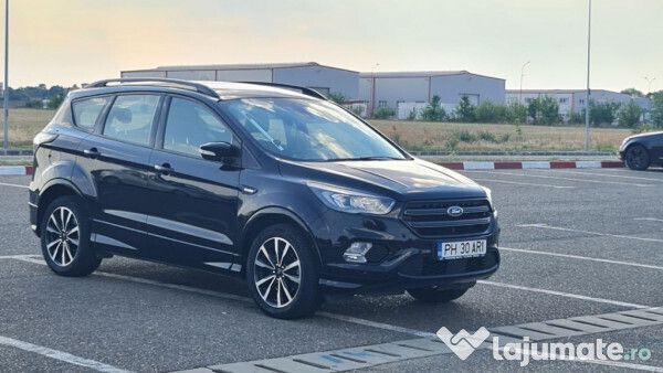 Negru Utilizat 2019 Ford Kuga ST-Line SUV | 20.000 EUR (Scump) - Imagine 1/4