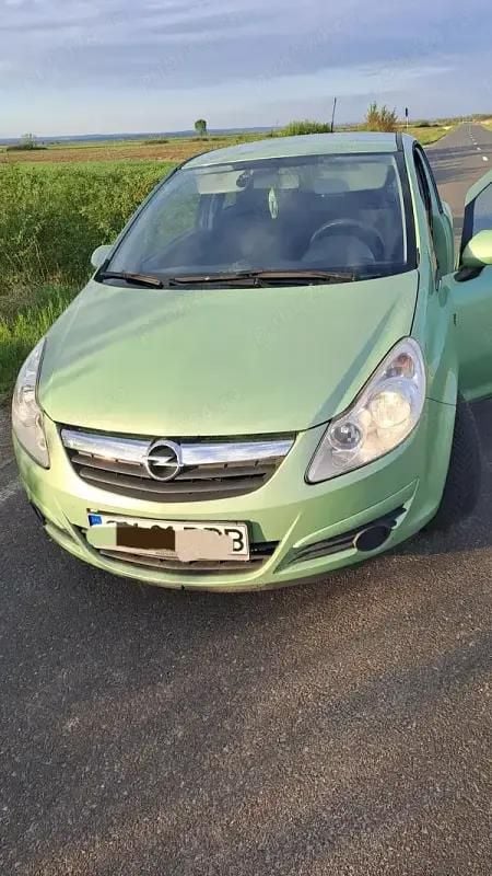 Second-hand Opel Corsa 75 CP (55 kW) 2010 Verde Break