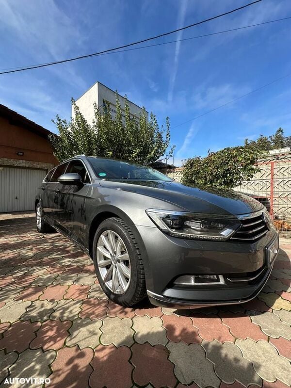 Gri Utilizat 2015 VW Passat Highline Break | 11.300 EUR (Puțin scump) - Imagine 1/4