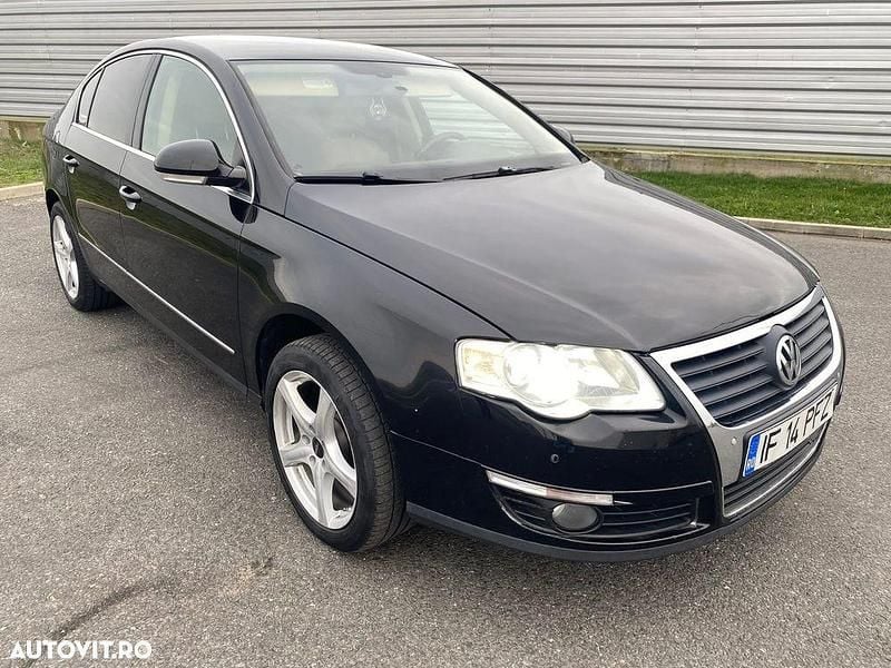 Culoarenegru Utilizat 2006 VW Passat Highline Berlinǎ | 2.990 EUR (Preț bun) - Imagine 1/4