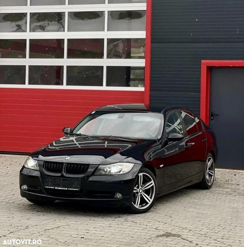 Second-hand BMW 320 163 CP (119 kW) 2006 Culoarenegru Hatchback