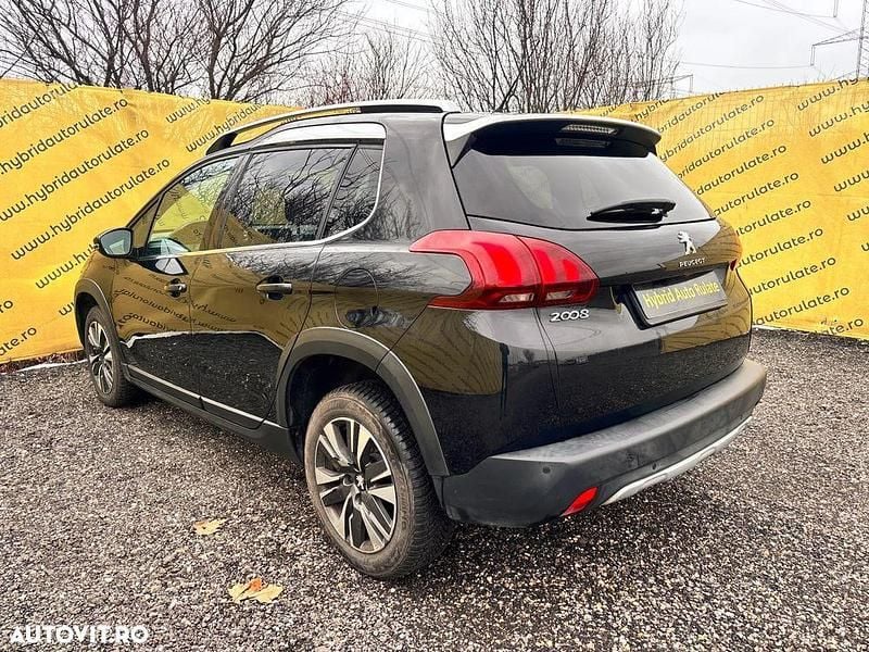 Second-hand Peugeot 2008 Allure 82 CP (60 kW) 2019 Culoarenegru SUV