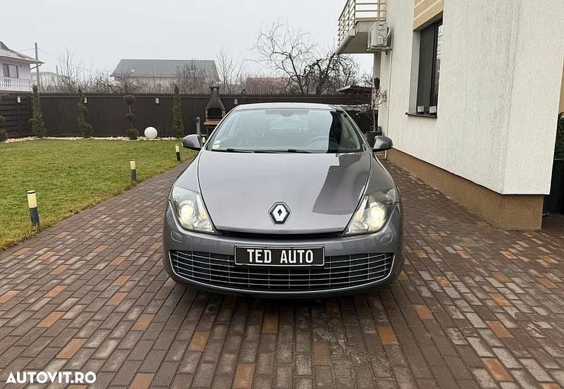 Second-hand Renault Laguna Coupé 150 CP (110 kW) 2011 Culoarealte culori Coupe