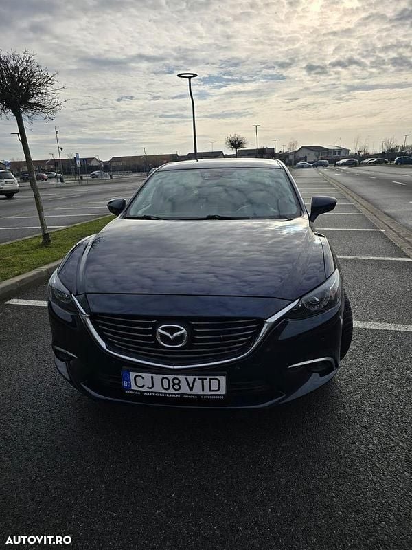 Second-hand Mazda 6 150 CP (110 kW) 2015 Culoarealbastru Berlinǎ
