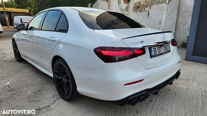 Culoarealb Utilizat 2021 Mercedes E53 AMG AMG Berlinǎ | 55.000 EUR - Imagine 1/4