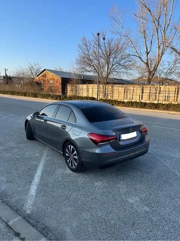 Second-hand Mercedes A200 150 CP (110 kW) 2021 Gri Berlinǎ