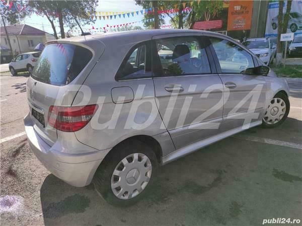 Second-hand Mercedes B200 140 CP (102 kW) 2005 Argint Monovolum