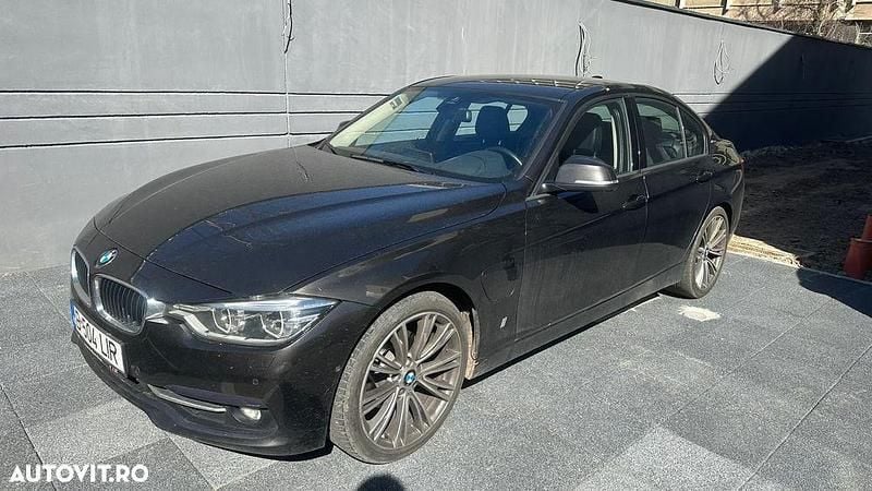 Second-hand BMW 330e iPerformance 252 CP (185 kW) 2016 Culoaremaro Berlinǎ