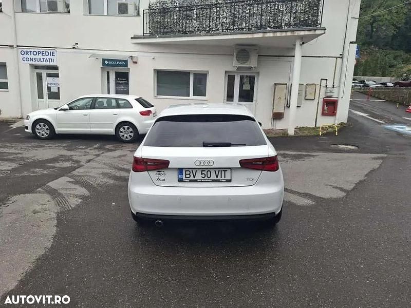 Second-hand Audi A3 110 CP (80 kW) 2013 Culoarealb Coupe