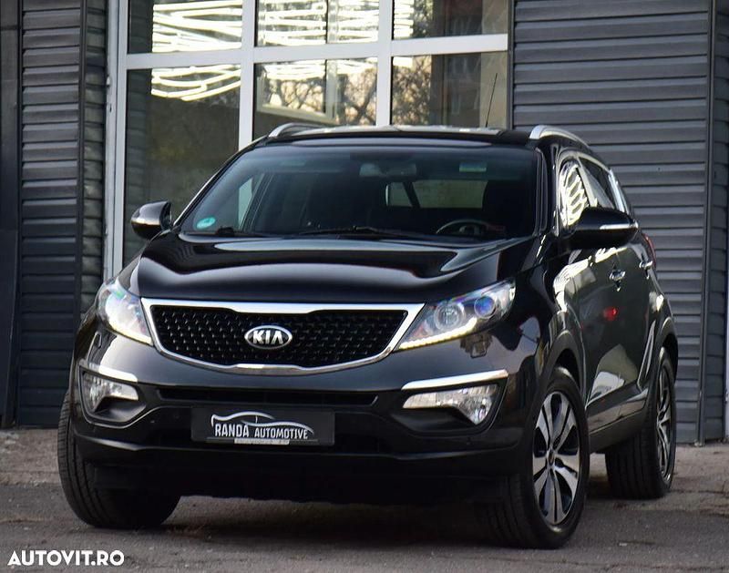 Culoarenegru Utilizat 2013 Kia Sportage FIFA World Cup Edition SUV | 10.950 EUR (Preț OK) - Imagine 1/4