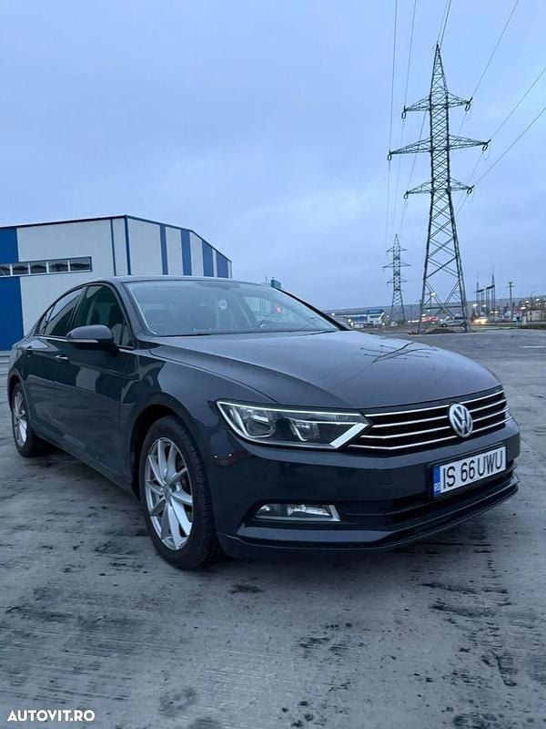 Culoaregri Utilizat 2015 VW Passat Berlinǎ | 9.300 EUR (Preț OK) - Imagine 1/4