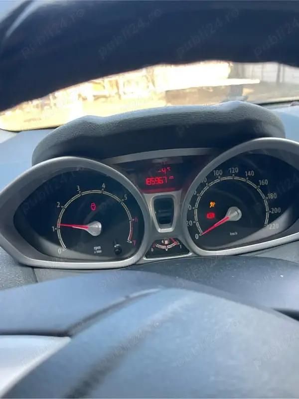 Second-hand Ford Fiesta 71 CP (52 kW) 2009 Hatchback