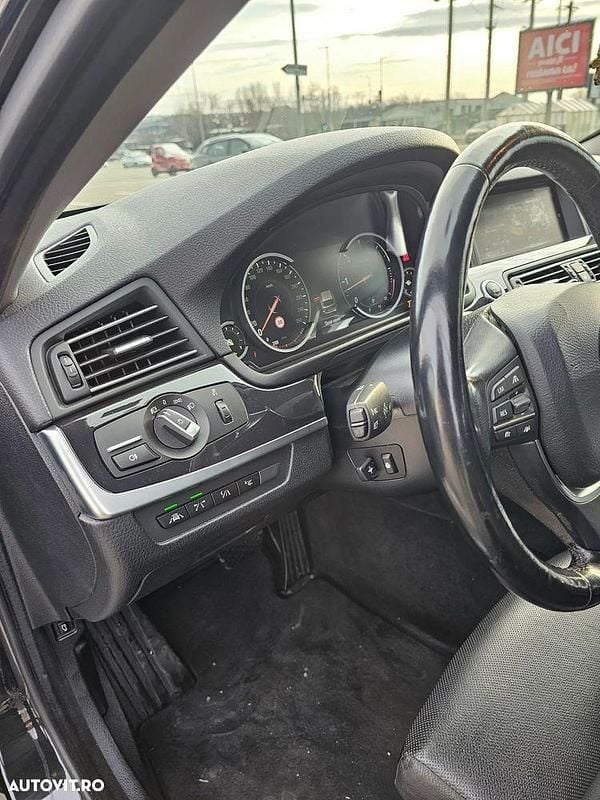 Second-hand BMW 530 Comfort Edition 258 CP (189 kW) 2017 Culoarenegru Break