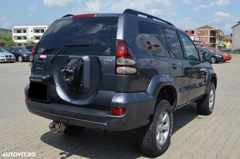 Secondhand Toyota Land Cruiser 3.0 Diesel 165 CP (2003) • Economisește