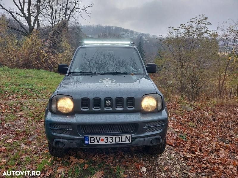 Culoarealbastru Utilizat 2006 Suzuki Jimny SUV | 3.300 EUR (Super Preț) - Imagine 1/4