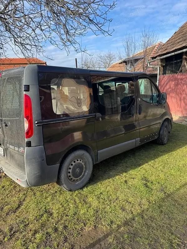 Second-hand Opel Vivaro 130 CP (95 kW) 2009 Monovolum