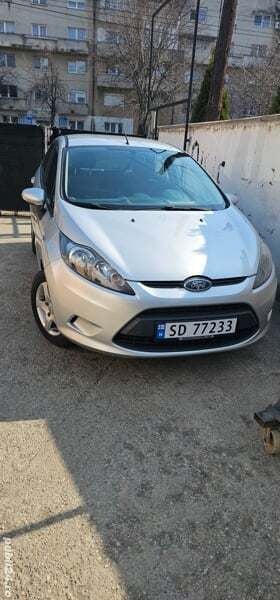 Utilizat 2010 Ford Fiesta Hatchback | 2.550 EUR (Preț bun) - Imagine 1/4