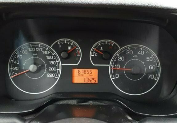 Second-hand Fiat Grande Punto 75 CP (55 kW) 2010 Alb Hatchback