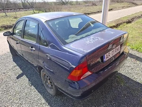 Second-hand Ford Focus 74 CP (54 kW) 2002 Albastru Berlinǎ