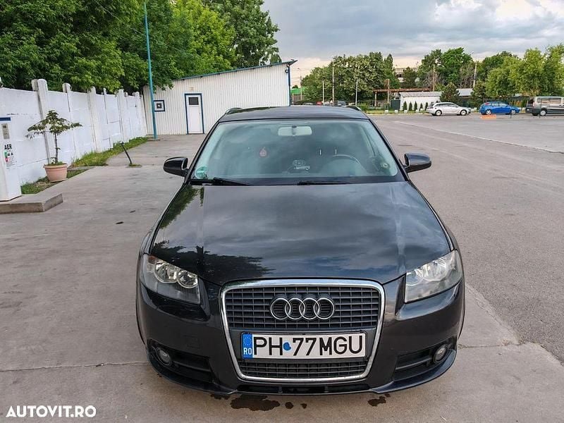 Second-hand Audi A3 140 CP (102 kW) 2007 Culoaremaro Hatchback